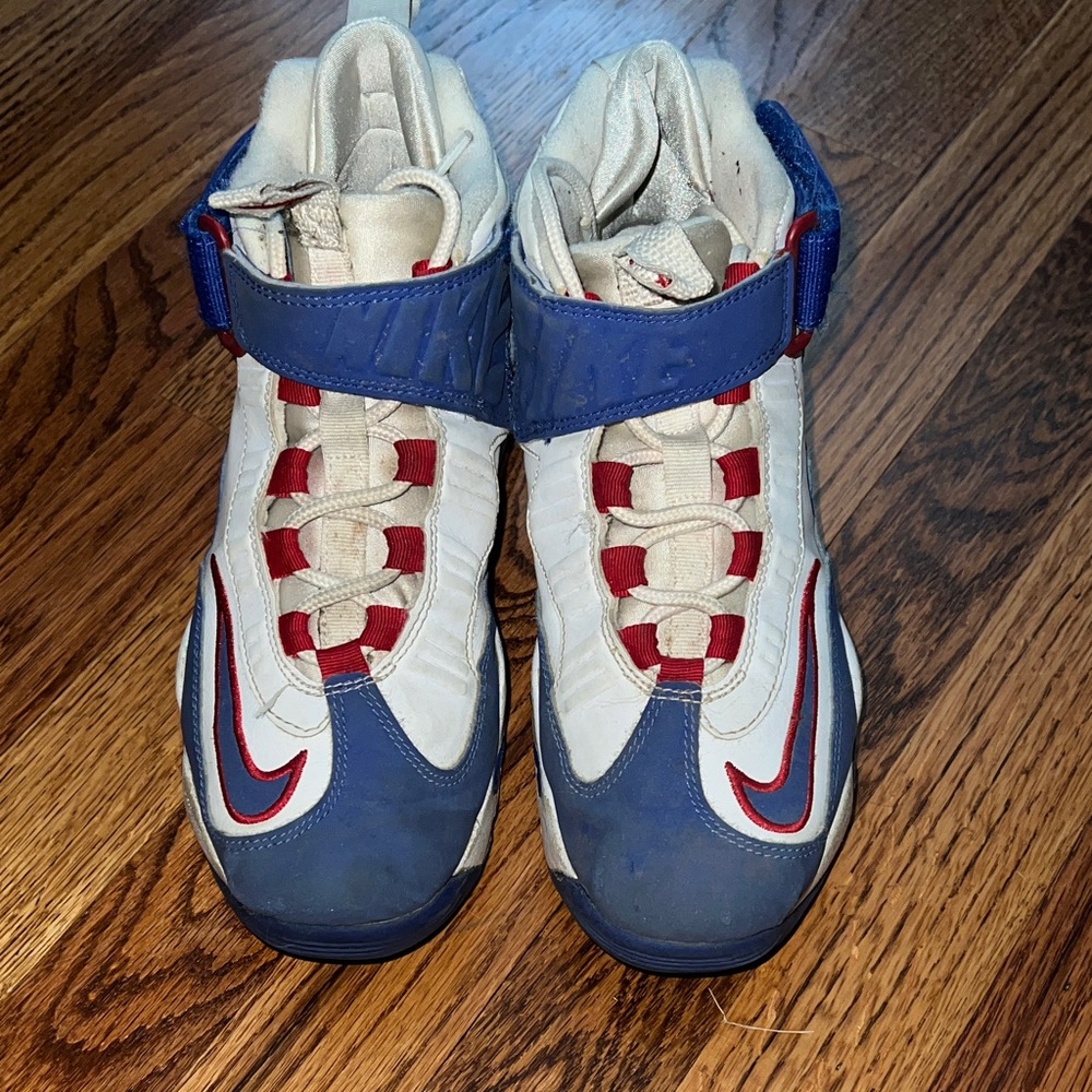 Nike Griffey Jr Blue and White & Red Sneakers - Picture 2 of 6